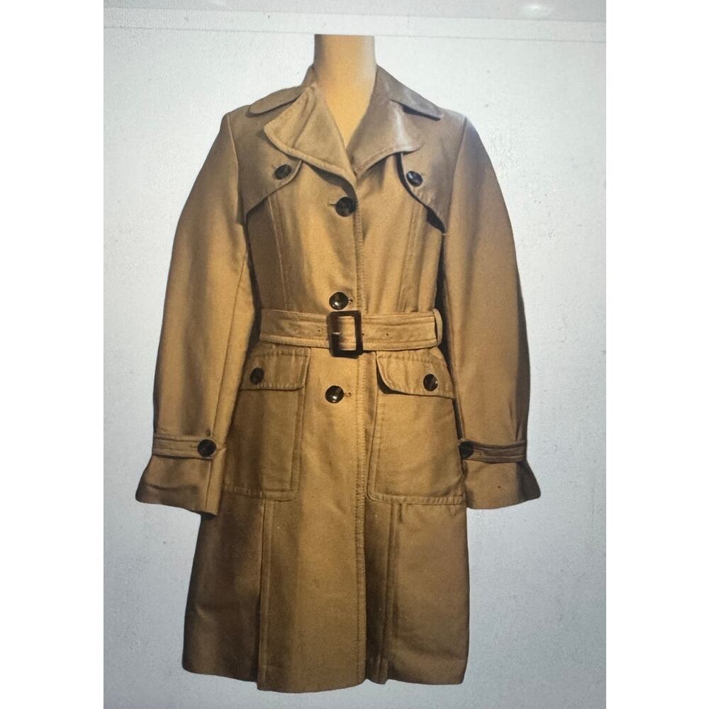 Kenneth Cole Reaction trench coat M tan, pristine, preppy,‎ quiet luxury, women
